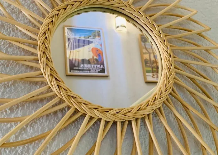 Le Petit Castel Hotel 3*