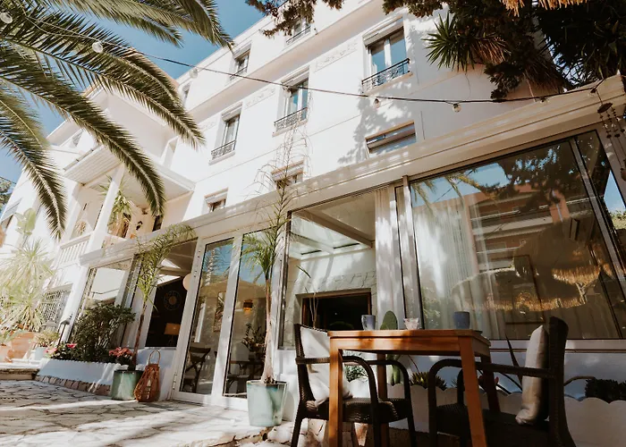 Le Petit Castel Hotel Antibes