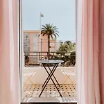 Hotel Le Petit Castel 3*