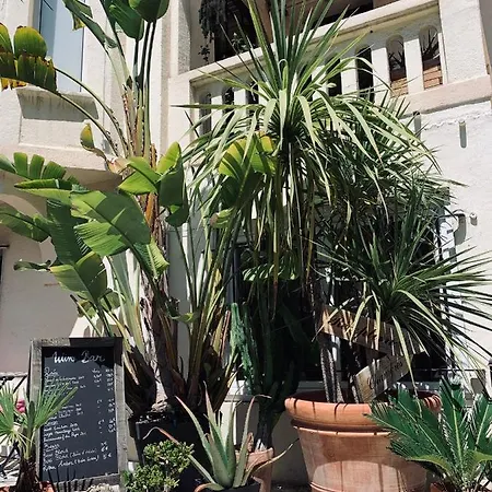 Le Petit Castel Hotel Antibes