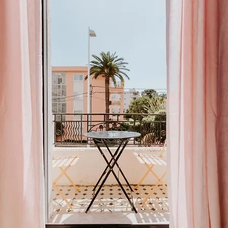 Hotel Le Petit Castel 3*