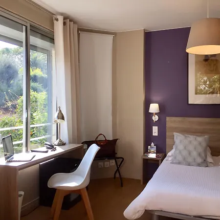 Szálloda Le Petit Castel