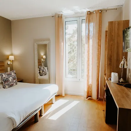 Hotel Le Petit Castel Antibes