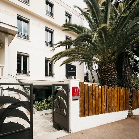 Hotel Le Petit Castel Antibes