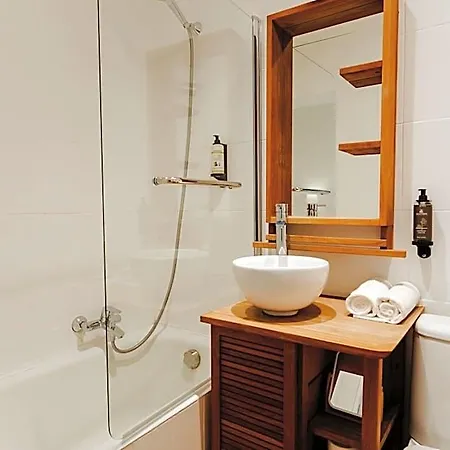 Le Petit Castel Hotel