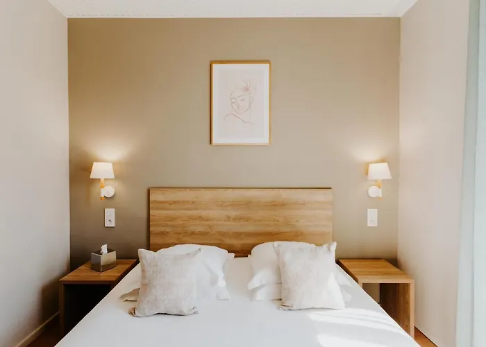 Le Petit Castel Hotel