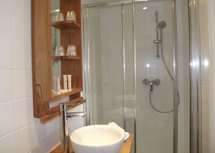 מלון Le Petit Castel